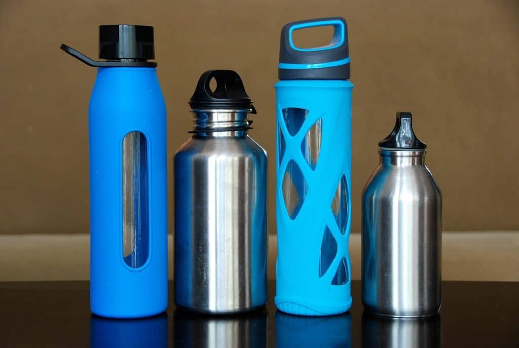 sports water bottles